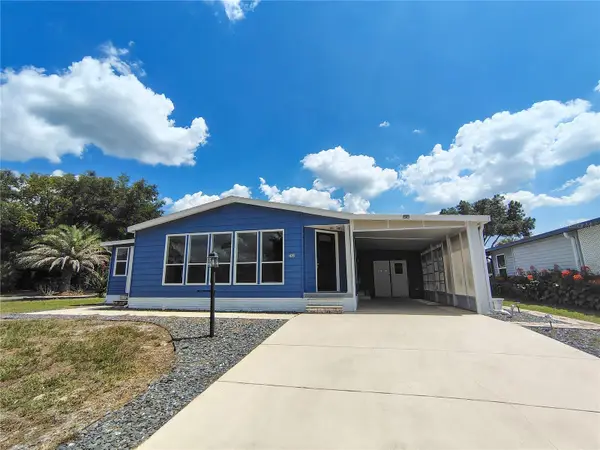 702 Turnberry Lane, LADY LAKE, FL 32159