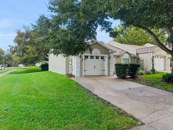 651 Villa Court, CLERMONT, FL 34711