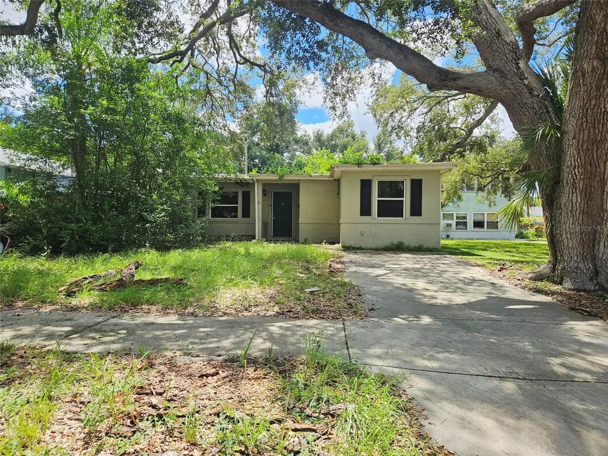 4042 Dartmouth Avenue N, Saint Petersburg, FL 33713 - #1