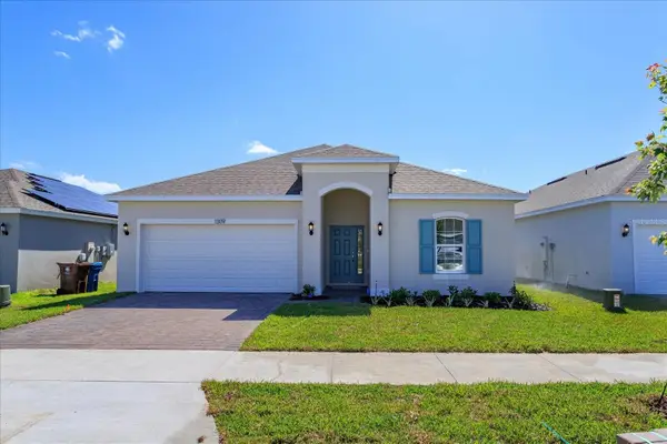 2914 Supermarine Road, TAVARES, FL 32778