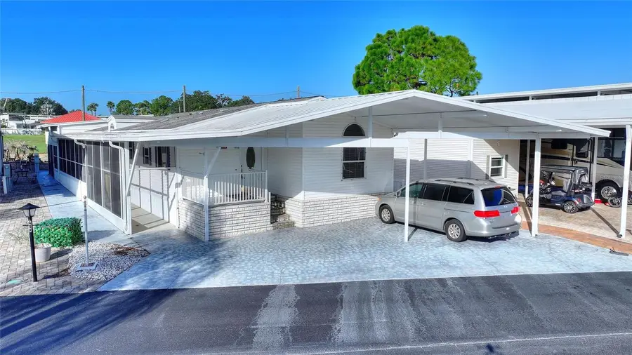 439 Par Pines Boulevard, Davenport, FL 33837 - #2