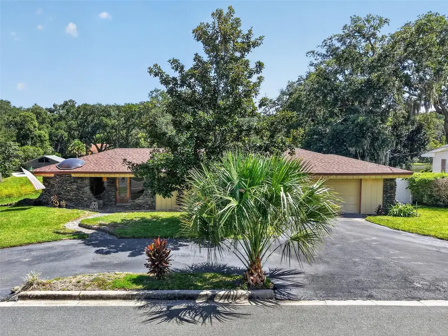 2314 Hillside Drive, Mount Dora, FL 32757 - #3