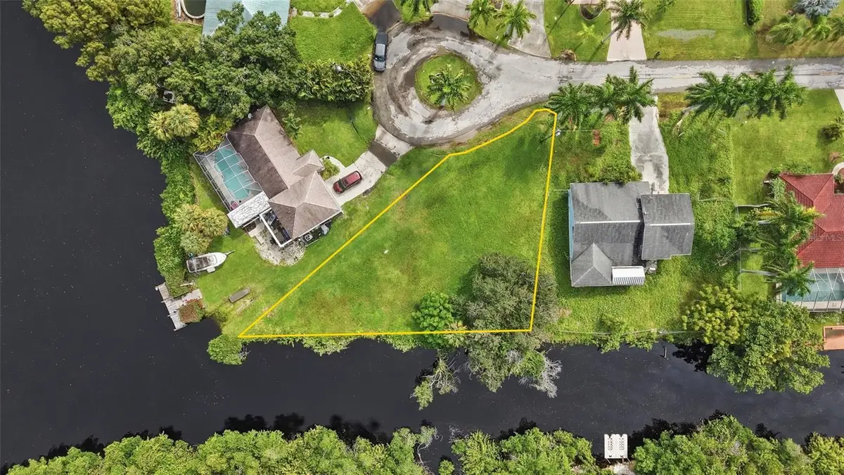 261 Alameda Avenue, Fort Myers, FL 33905 - #1