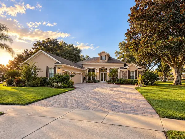 1562 Kennesaw Drive, CLERMONT, FL 34711