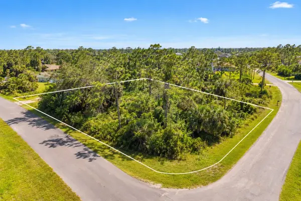 Colony Circle, NORTH PORT, FL 34288