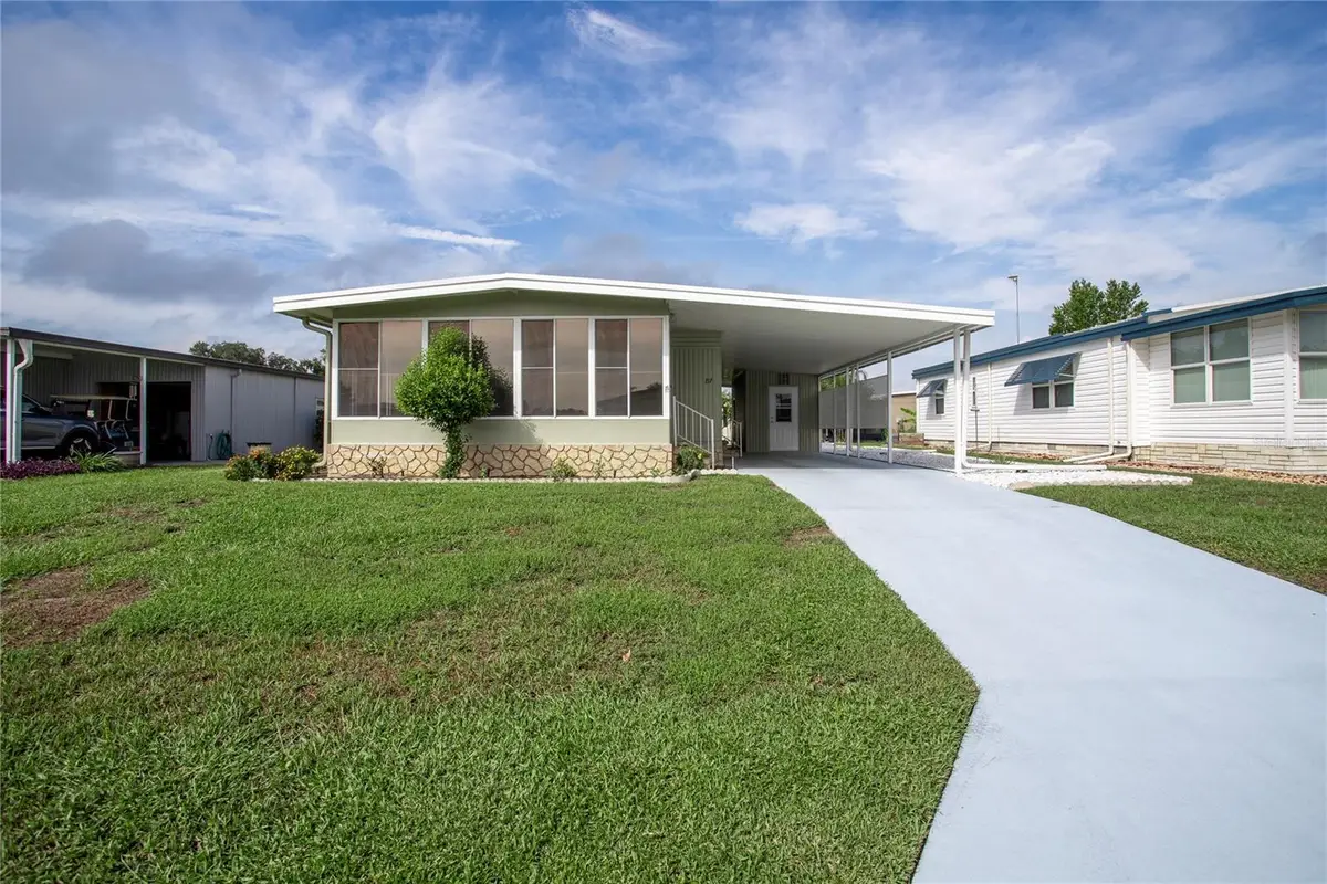 717 Surrey Place, Leesburg, FL 34748 - #1