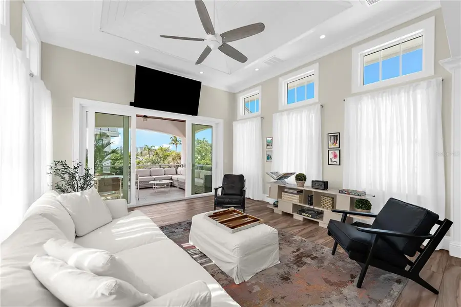 116 Garden Lane, Sarasota, FL 34242 - #3
