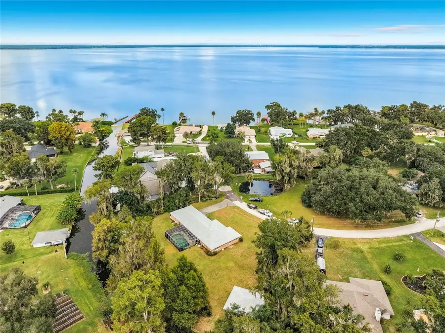 8038 Spring Drive, Yalaha, FL 34797 - #2