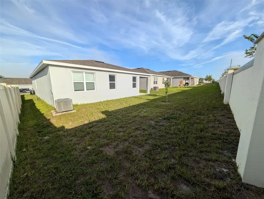 1616 Blue Lagoon Circle, Mascotte, FL 34753 - Image #2