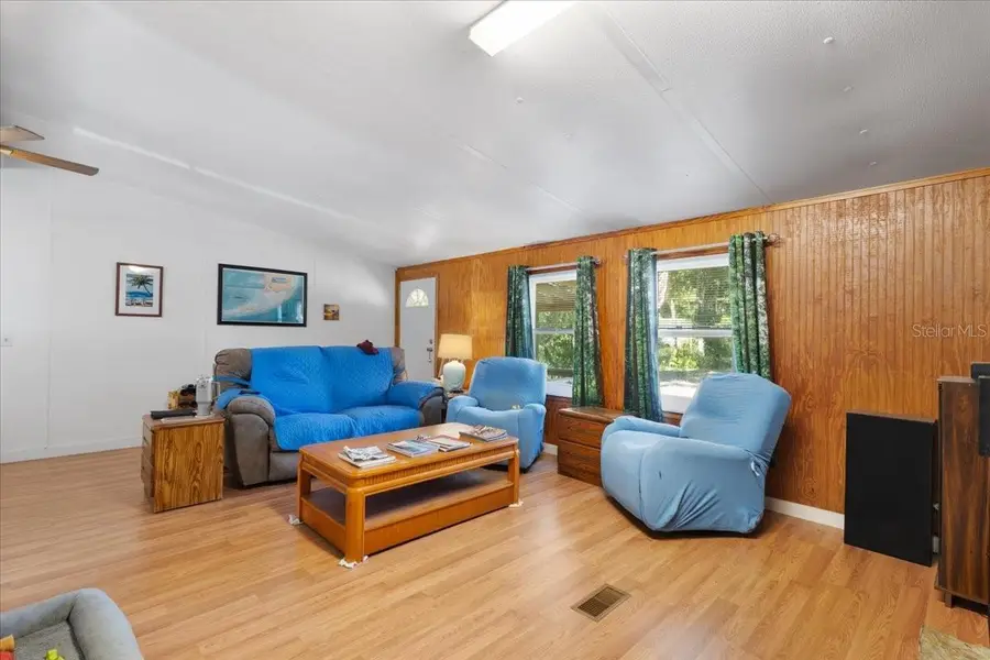 1566 NE 262nd Avenue, Old Town, FL 32680 - Image #2