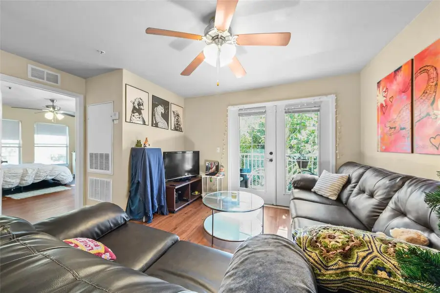 921 SW Depot Avenue #301, Gainesville, FL 32601 - Image #3