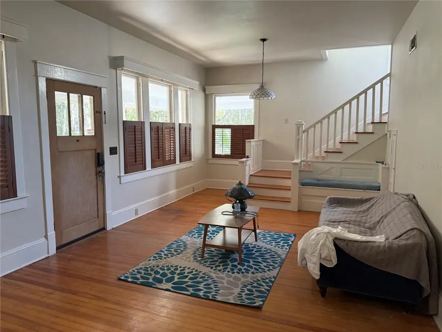 404 NE 10th Avenue, Gainesville, FL 32601 - Image #2