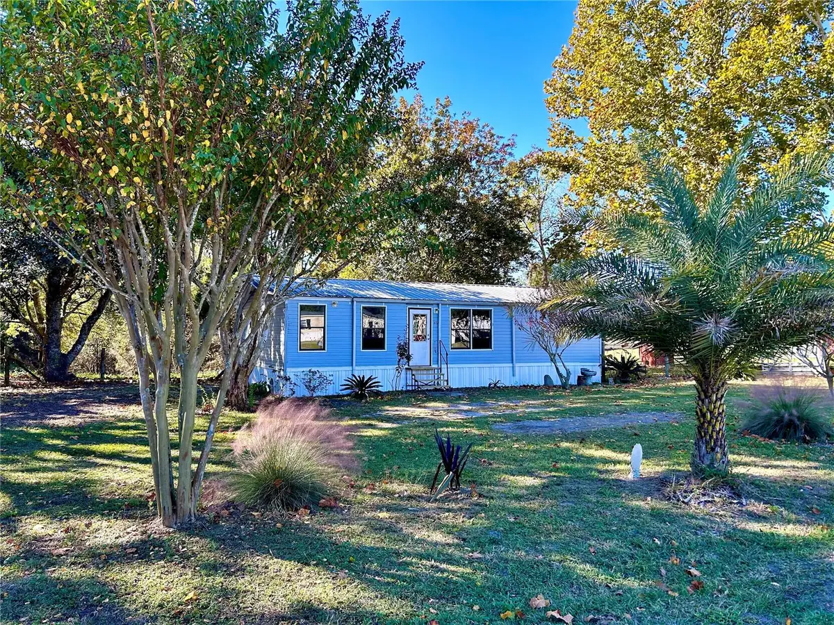 372 SW Hawk Ln, Fort White, FL 32038 - Image #1