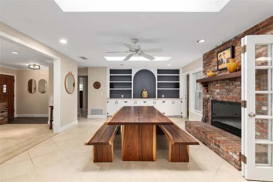 2821 NW 12th Place, Gainesville, FL 32605 - Image #3