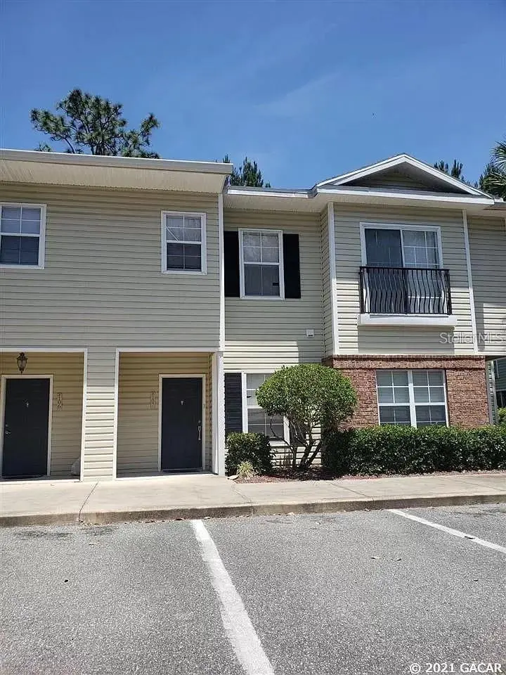 5062 NW 44th Lane #107, Gainesville, FL 32606 - Image #1