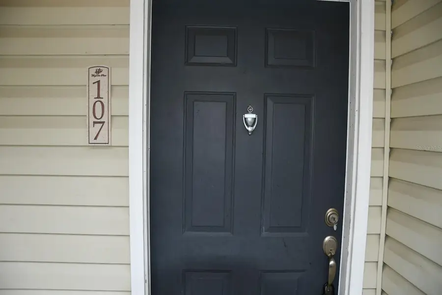 5062 NW 44th Lane #107, Gainesville, FL 32606 - Image #2