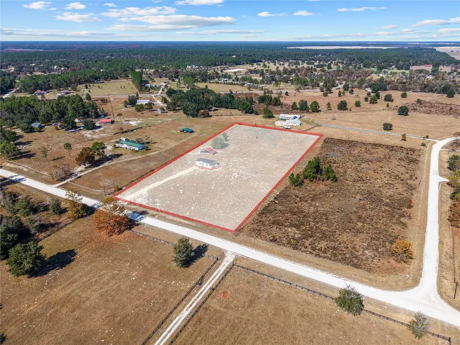 11851 SE 21st Place, Morriston, FL 32668 - Image #2