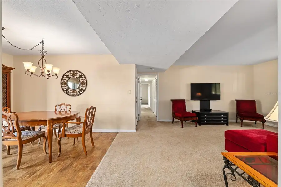 401 NW 39th Road #401C, Gainesville, FL 32607 - Image #3