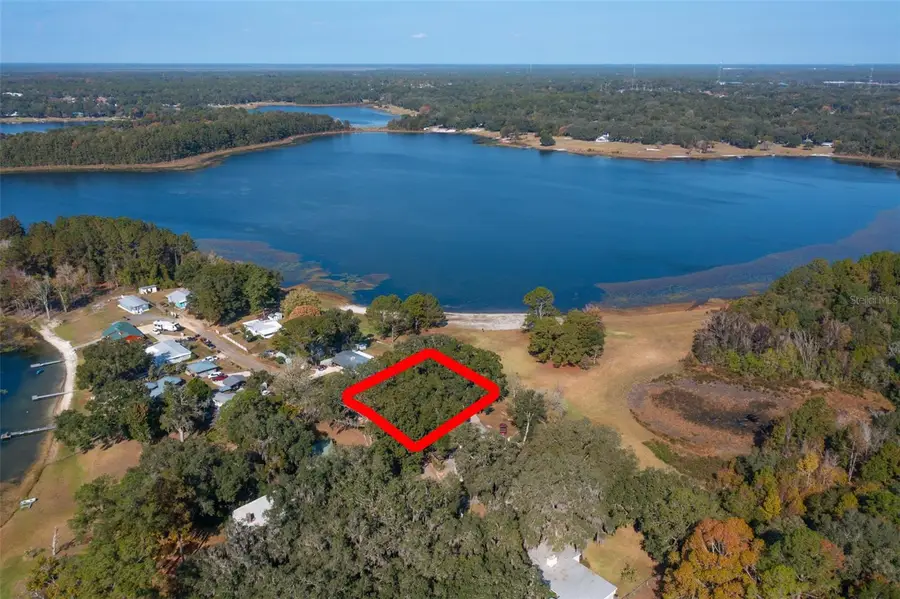 7915 Breezy Point Road W, Melrose, FL 32666 - Image #2