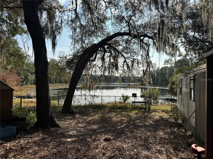 313 White Sands Beaches Drive, Hawthorne, FL 32640 - Image #3