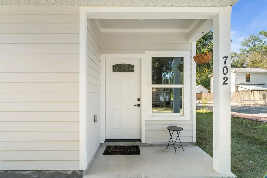 702 SE 8th Street, Gainesville, FL 32601 - Image #2