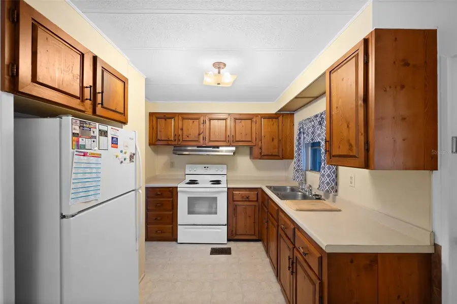 8416 NW 39th Circle, Gainesville, FL 32653 - Image #3