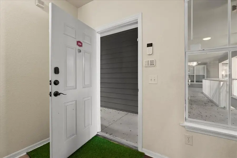 621 SW 10th Street #204, Gainesville, FL 32601 - Image #3