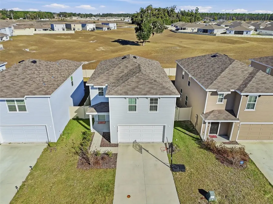 24706 NW 11th Place, Newberry, FL 32669 - Image #2