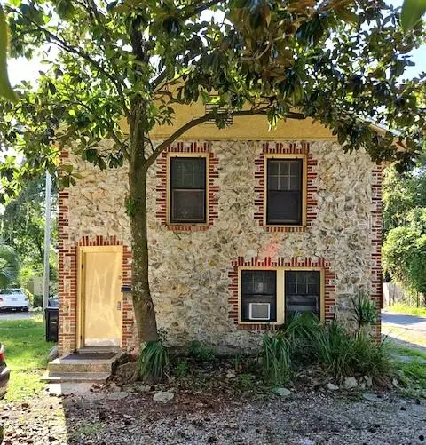 218 SW 10th Street, Gainesville, FL 32601 - Image #2