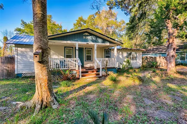 930 NW 29th Place, GAINESVILLE, FL 32609