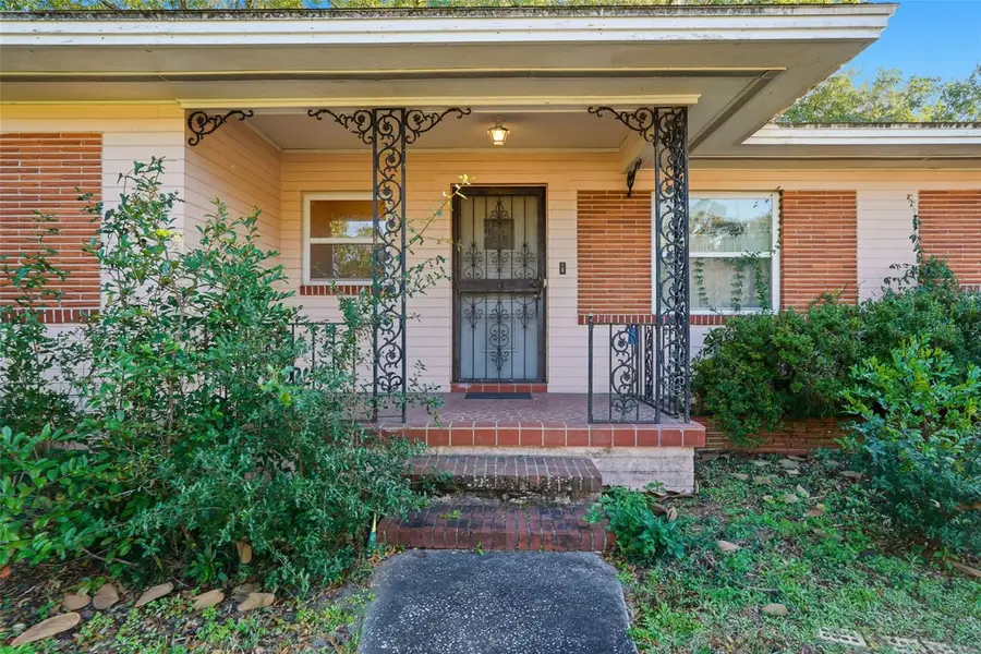 1643 NW 16th Avenue, Gainesville, FL 32605 - Image #2