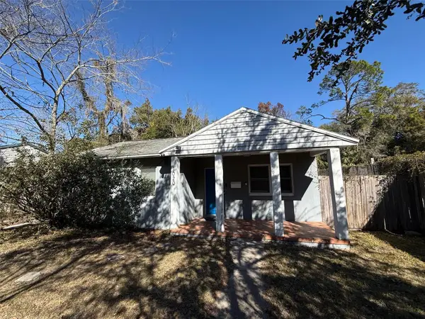 1020 NE 1st Avenue, GAINESVILLE, FL 32601