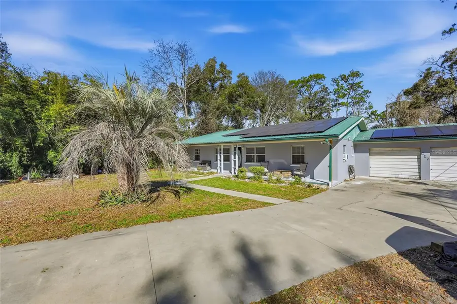 917 SW 2nd Avenue, Trenton, FL 32693 - #2