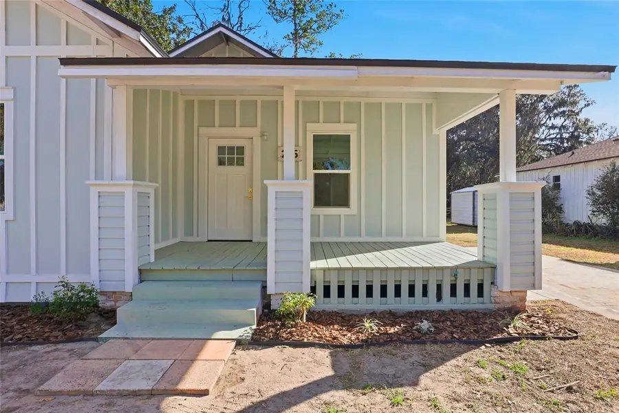 215 SE 1st Avenue, Williston, FL 32696 - #3