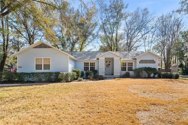 11409 NW 8th Place, GAINESVILLE, FL 32606