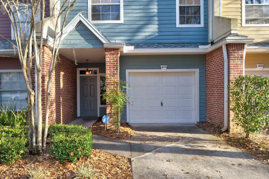 4933 NW 1st Place #110, Gainesville, FL 32607 - #2