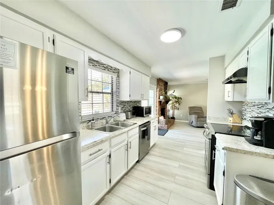 2138 NW 29th Place, Gainesville, FL 32605 - #3