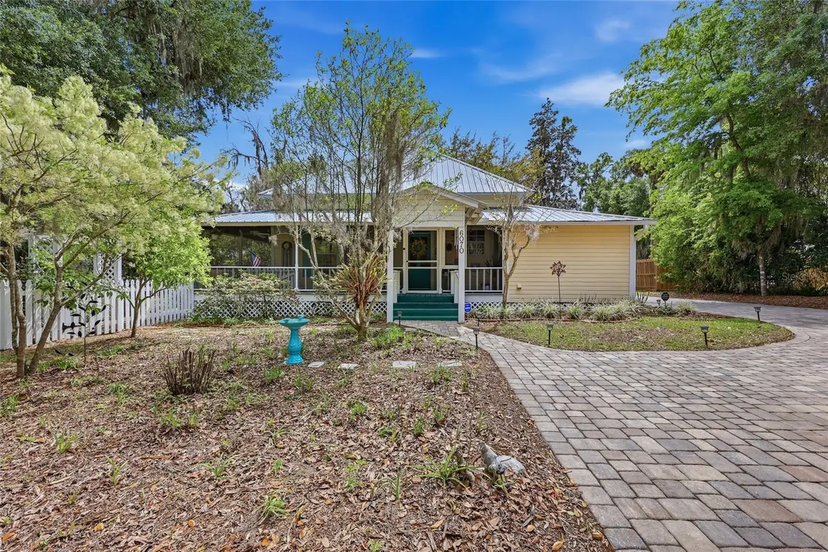 6070 Avenue F, McIntosh, FL 32664 - #1