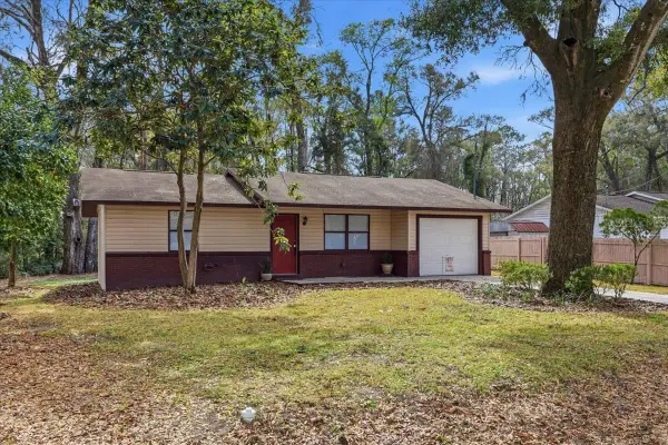 11907 NW 147th Place, ALACHUA, FL 32615