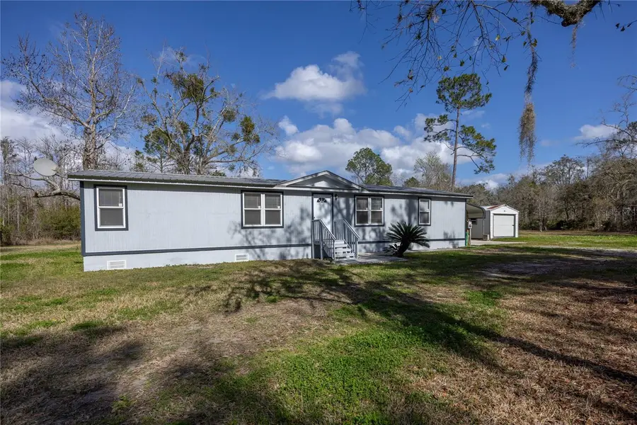 122 Cypress Drive, Palatka, FL 32177 - #3