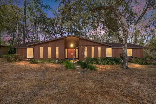 2814 NW 13th Court, GAINESVILLE, FL 32605