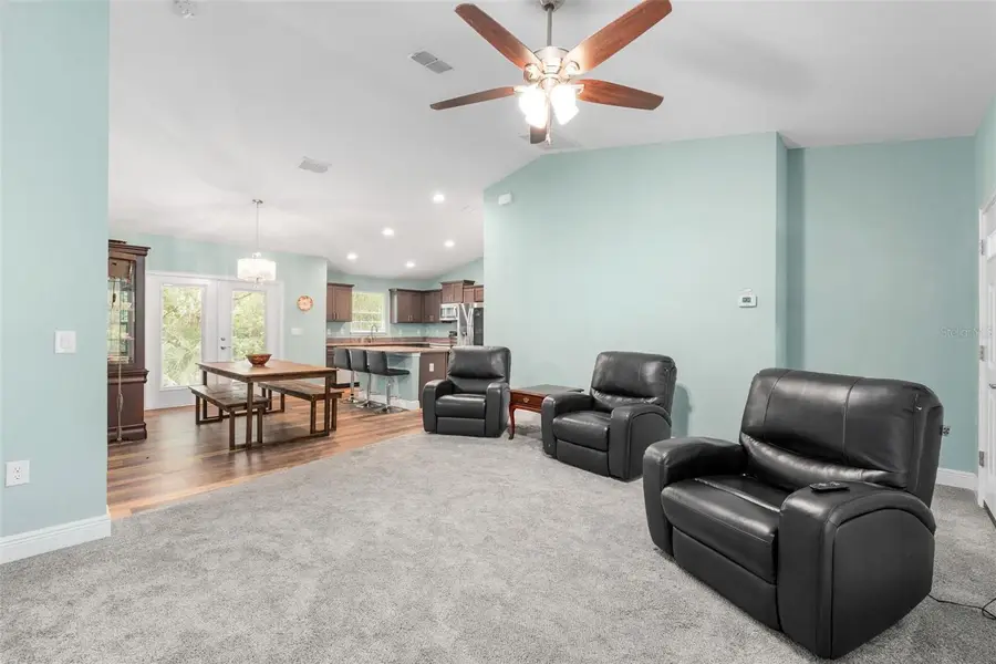 6144 Avenue G, McIntosh, FL 32664 - #2