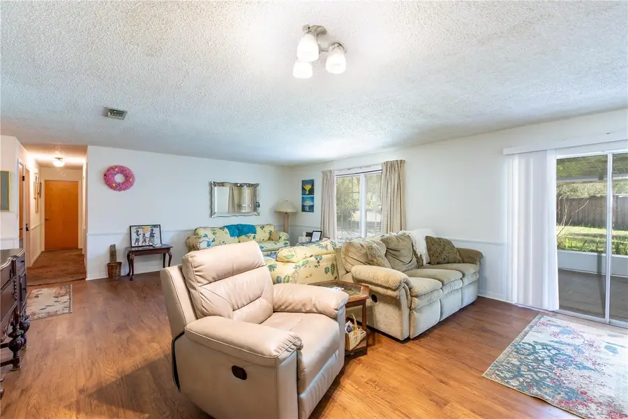 16529 Orange Avenue, Umatilla, FL 32784 - #3