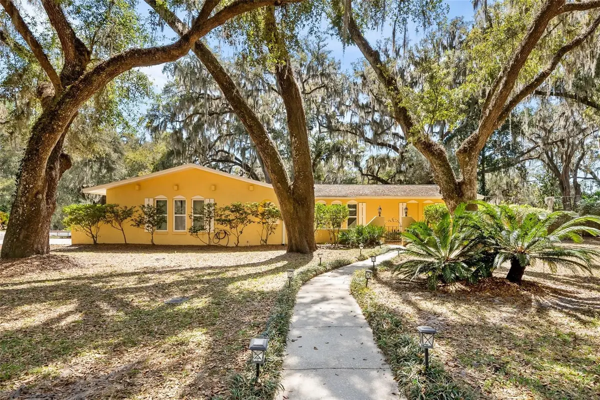 1909 SW 48th Avenue, Gainesville, FL 32608 - #1