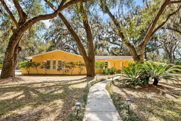 1909 SW 48th Avenue, GAINESVILLE, FL 32608