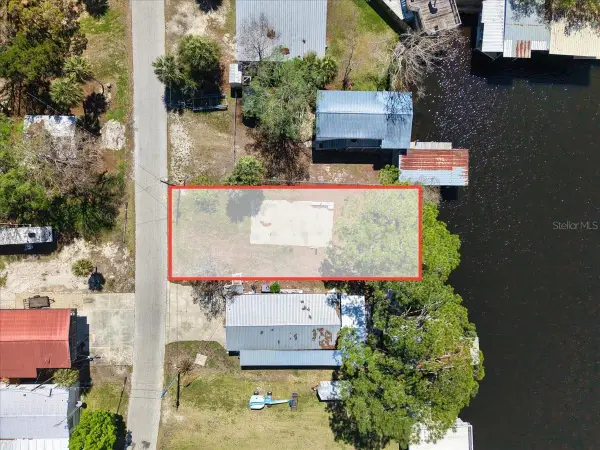 000 SE Se 241 Street, OLD TOWN, FL 32680