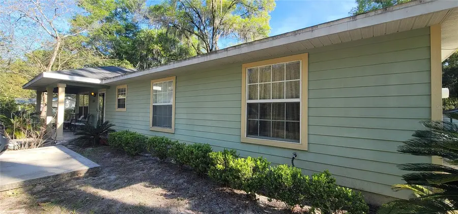 2315 SE 9th Place, Gainesville, FL 32641 - #2
