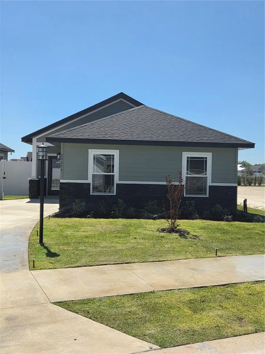 24375 SW 18th Lane, Newberry, FL 32669 - #1