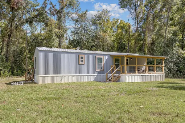 341 SW Yale Terrace, FORT WHITE, FL 32038