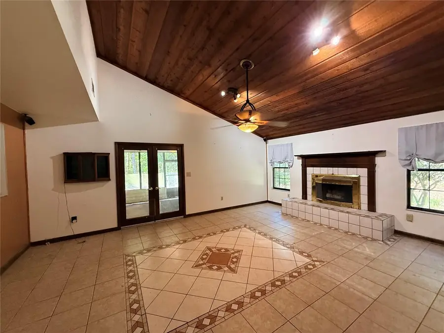 6021 NW 57th Way, Gainesville, FL 32653 - #2